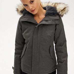 TNA Vail Parka in Charcoal